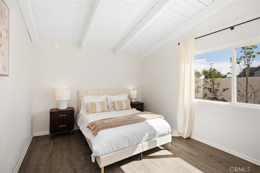 MLS #OC25256691 image #19