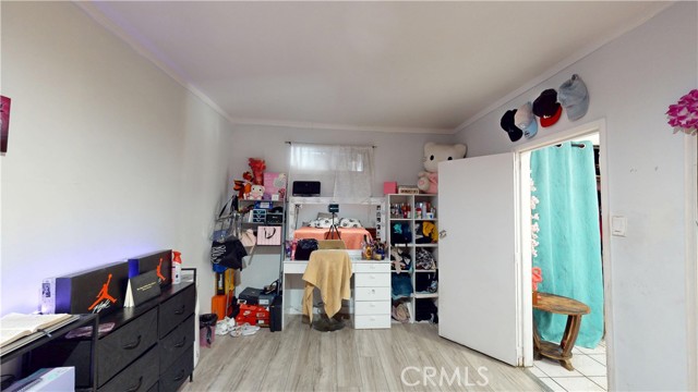 5854 Woodlawn Avenue, Los Angeles CA: https://media.crmls.org/medias/c87e16e0-d1d6-401a-8eb0-d77d6abd882d.jpg