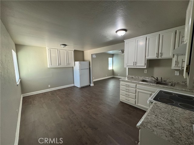 Detail Gallery Image 15 of 27 For 3723 Buckeye St, Clearlake,  CA 95422 - 3 Beds | 1/1 Baths