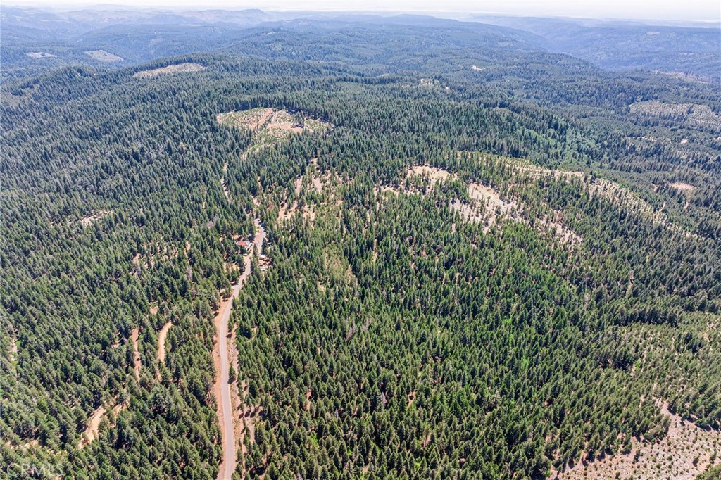 https://media.crmls.org/medias/c8801a49-68ff-4da4-b5b6-ccd67d551180.jpg?preset=X-Large