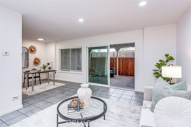4785 Larwin Avenue, Cypress CA: https://media.crmls.org/medias/c88042fa-7aaa-46a8-bffd-de97e0a8a1a7.jpg
