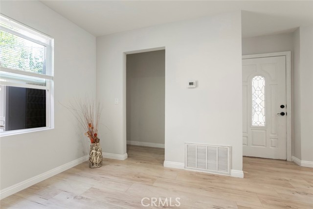 Detail Gallery Image 19 of 39 For 4805 4805 Lowell, La Crescenta,  CA 91214 - 3 Beds | 2 Baths