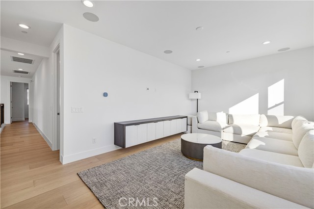 Image 42 of 68 For 24152 West Corte Ala