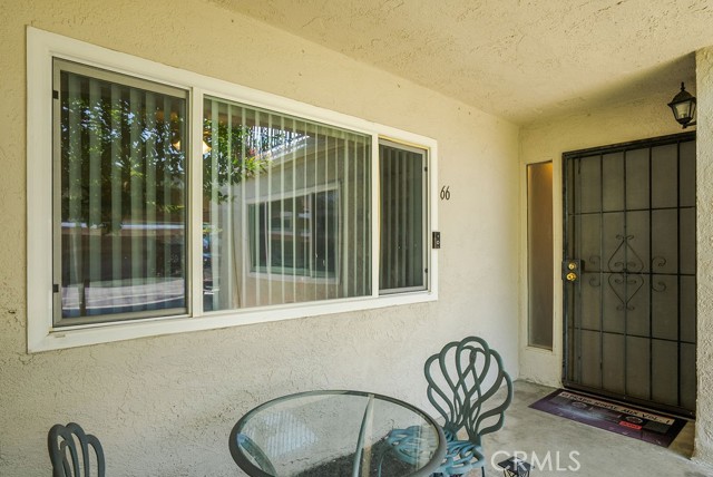 1192 Mitchell Avenue, Tustin CA: https://media.crmls.org/medias/c8817ac9-ef7d-4a6e-905e-a2c25b83d104.jpg