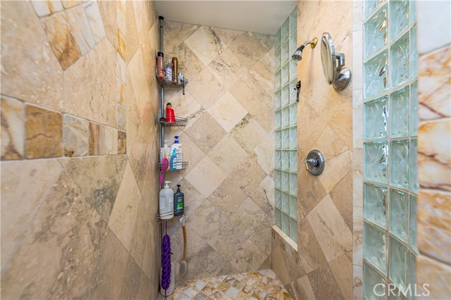 Detail Gallery Image 39 of 63 For 22590 S Canyon Lake Dr, Canyon Lake,  CA 92587 - 5 Beds | 2/1 Baths