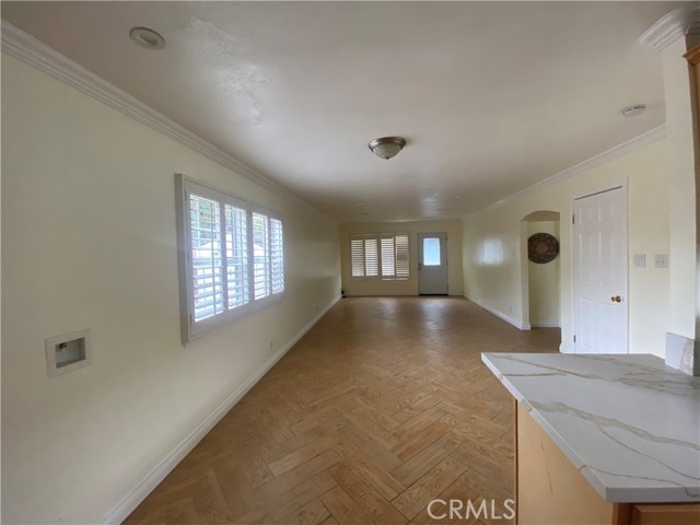 Detail Gallery Image 6 of 14 For 7107 E Aivlis, Long Beach,  CA 90815 - 4 Beds | 2 Baths