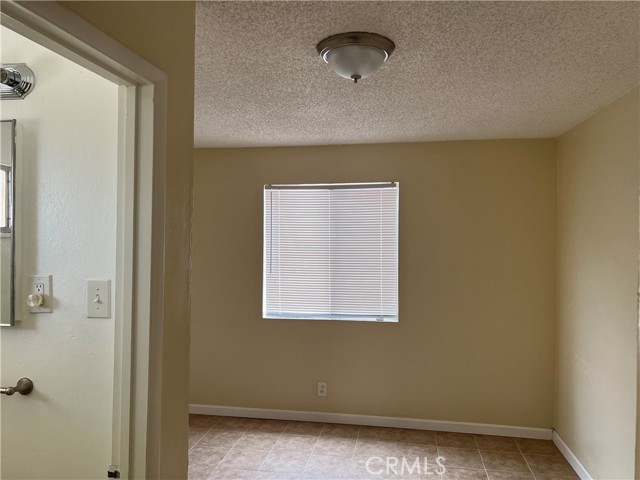 Detail Gallery Image 10 of 21 For 421 S 7th St, Blythe,  CA 92225 - 5 Beds | 2 Baths