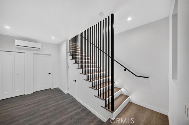 2529 Walnut photo 7