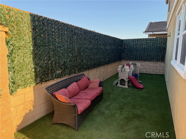 Detail Gallery Image 49 of 58 For 17026 Schneider St, Fontana,  CA 92336 - 5 Beds | 4 Baths