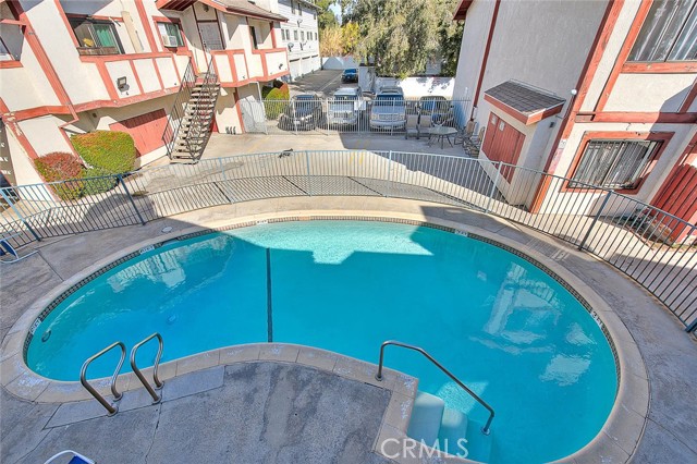 Detail Gallery Image 9 of 42 For 13961 Osborne St #210,  Arleta,  CA 91331 - 2 Beds | 2 Baths