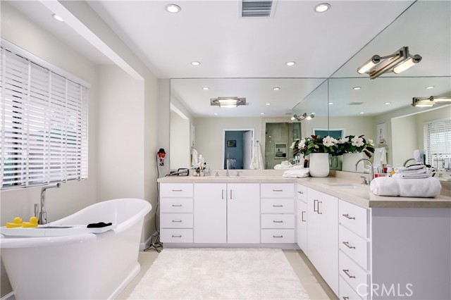 Detail Gallery Image 21 of 51 For 1359 Southwind Cir, Westlake Village,  CA 91361 - 4 Beds | 3 Baths