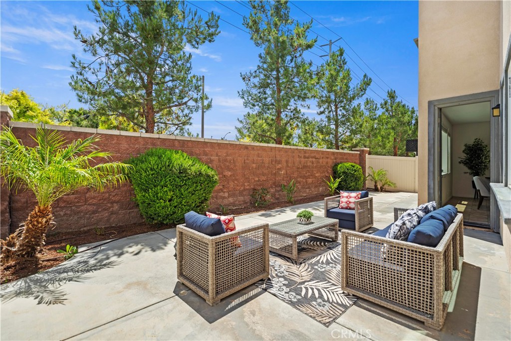 MLS #WS25110783 img 3