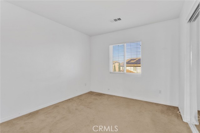 Detail Gallery Image 16 of 28 For 13816 Grant, Oak Hills,  CA 92344 - 4 Beds | 3 Baths