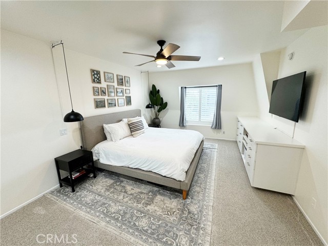 Detail Gallery Image 11 of 23 For 14315 Riverside Dr #207,  Sherman Oaks,  CA 91423 - 2 Beds | 2 Baths