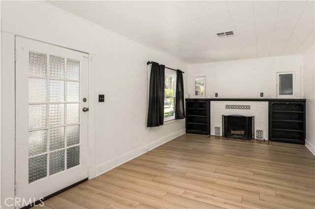 Detail Gallery Image 6 of 41 For 3980 Linwood, Riverside,  CA 92506 - 2 Beds | 2 Baths