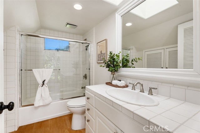 Detail Gallery Image 21 of 40 For 590 Diamond Street, Laguna Beach,  CA 92651 - 5 Beds | 4/1 Baths