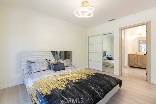 Detail Gallery Image 16 of 47 For 11063 White Oak Ave, Granada Hills,  CA 91344 - 3 Beds | 2 Baths