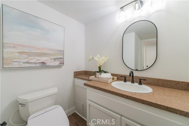 Detail Gallery Image 13 of 39 For 15 Elderberry, Irvine,  CA 92603 - 3 Beds | 2/1 Baths