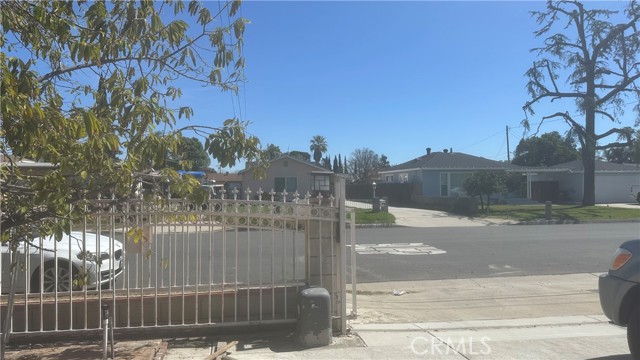 5337 Hammill Road, El Monte CA: https://media.crmls.org/medias/c887fb0e-55c5-45a0-8596-c9d6854c6e9a.jpg