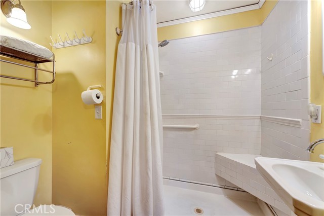 Detail Gallery Image 30 of 33 For 732 Molino, Long Beach,  CA 90804 - 3 Beds | 2 Baths