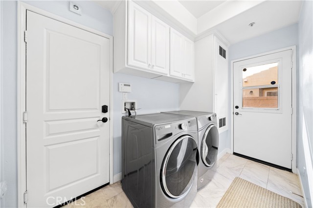 Detail Gallery Image 11 of 55 For 39 Tall Oak, Irvine,  CA 92603 - 2 Beds | 2/1 Baths