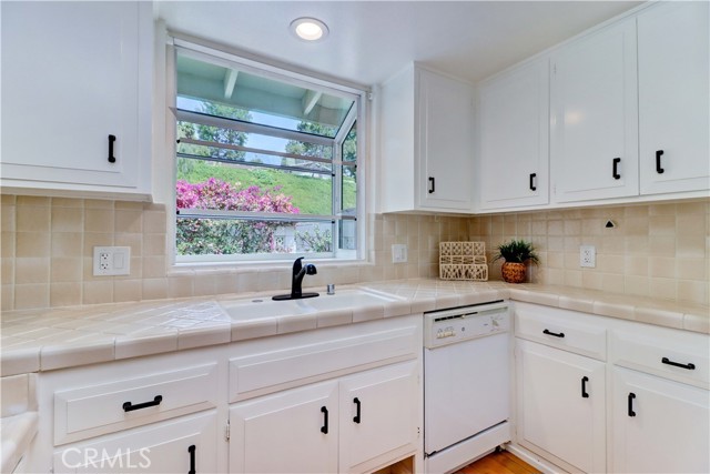 Detail Gallery Image 15 of 51 For 30 Calle Aragon #D,  Laguna Woods,  CA 92637 - 2 Beds | 1 Baths