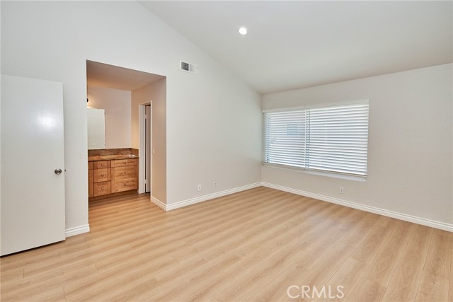 Detail Gallery Image 18 of 34 For 1139 Whitewater Dr #224,  Fullerton,  CA 92833 - 2 Beds | 2/1 Baths