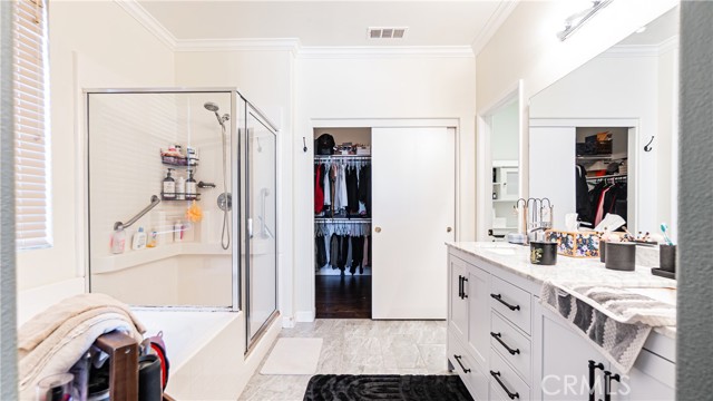 12936 Tehachapi Street, Hesperia CA: https://media.crmls.org/medias/c88b067e-d0d2-4bc8-b071-74577c501bf3.jpg