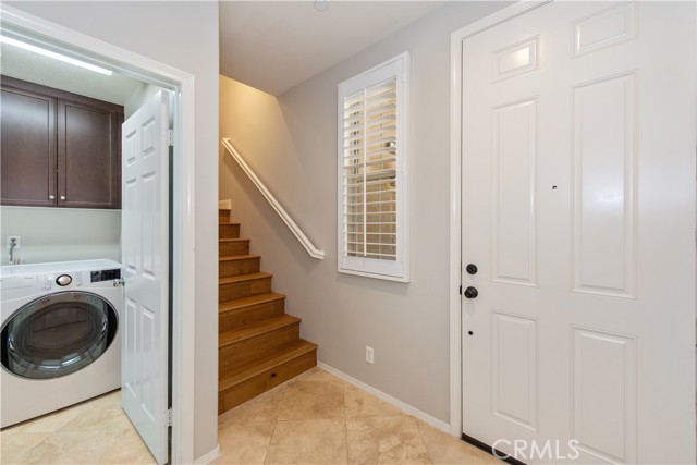 47 silverado, Irvine CA: https://media.crmls.org/medias/c88c4257-5aad-4d8d-8eff-c26cb741088c.jpg
