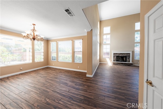 31465 Inverness Court, Temecula CA: https://media.crmls.org/medias/c88c74fe-7052-4599-9103-a57fa48cd420.jpg