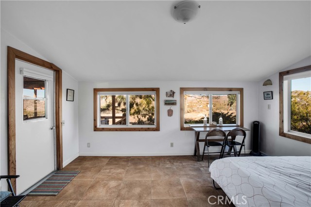 Detail Gallery Image 14 of 55 For 8173 Fleur Dr, Joshua Tree,  CA 92252 - 2 Beds | 3 Baths