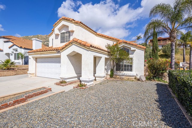 Detail Gallery Image 3 of 29 For 22532 Naranja, Moreno Valley,  CA 92557 - 4 Beds | 2/1 Baths