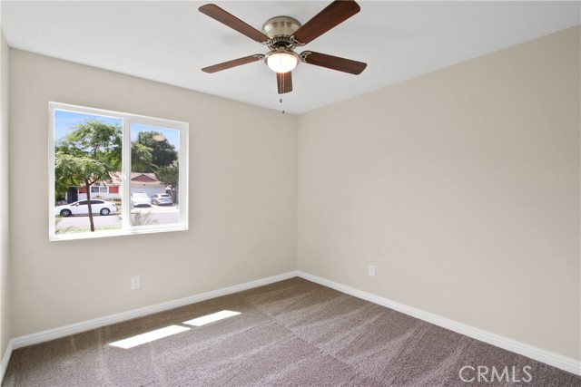 Detail Gallery Image 10 of 21 For 1683 Lark, Corona,  CA 92882 - 4 Beds | 1/1 Baths