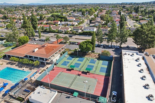 Detail Gallery Image 41 of 64 For 22625 Wood Shadow Ln, Lake Forest,  CA 92630 - 5 Beds | 3 Baths
