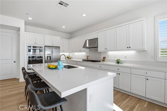 Detail Gallery Image 8 of 70 For 191 Sash, Irvine,  CA 92618 - 4 Beds | 3/1 Baths