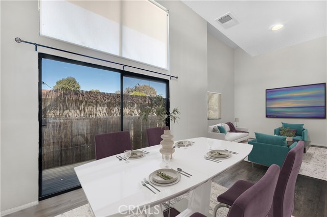 Detail Gallery Image 11 of 31 For 18445 Hatteras #403,  Tarzana,  CA 91356 - 2 Beds | 2 Baths