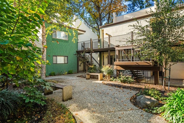 Detail Gallery Image 25 of 33 For 555 Vallombrosa Ave #9,  Chico,  CA 95926 - 2 Beds | 1 Baths