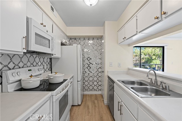 Detail Gallery Image 2 of 38 For 10655 Lemon Ave #3912,  Rancho Cucamonga,  CA 91737 - 1 Beds | 1 Baths