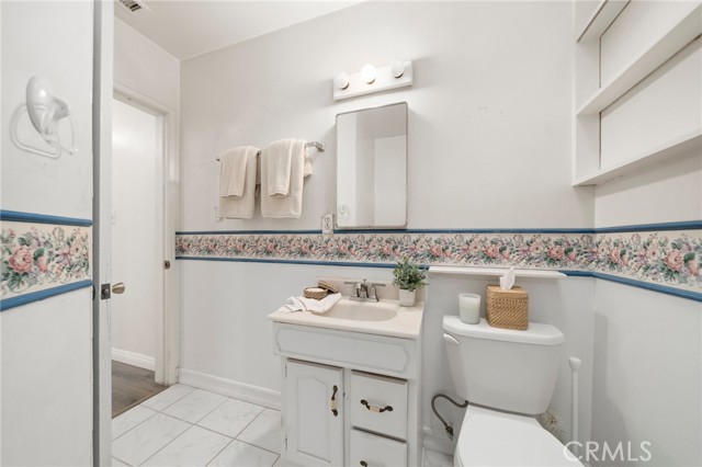 Detail Gallery Image 18 of 24 For 3858 Ladoga Ave, Long Beach,  CA 90808 - 3 Beds | 2 Baths