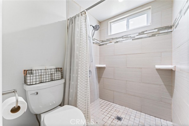 Detail Gallery Image 27 of 39 For 200 Friar Pl, Fullerton,  CA 92835 - 4 Beds | 3 Baths