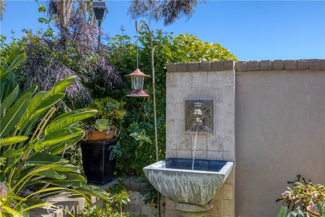 226 Encanto Avenue, Pismo Beach CA: https://media.crmls.org/medias/c892279a-9ba0-4464-a32d-fe20c70e6c2f.jpg