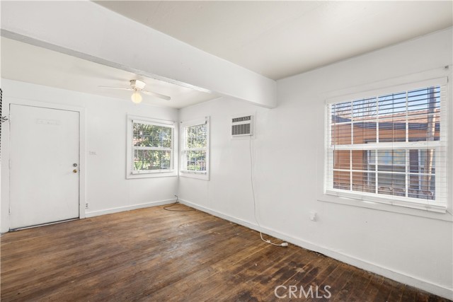 Detail Gallery Image 4 of 23 For 469 E 7th Ave, Chico,  CA 95926 - 1 Beds | 1 Baths