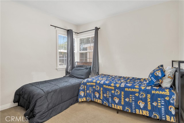 Detail Gallery Image 21 of 42 For 1343 N Whitnall Hwy, Burbank,  CA 91505 - 3 Beds | 2 Baths