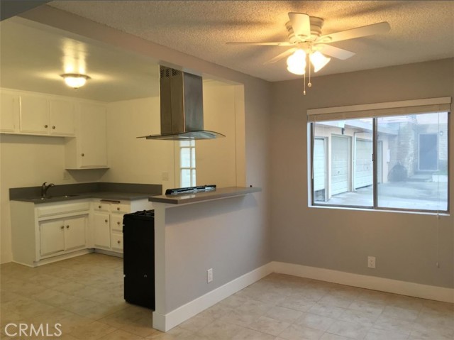 2604 Curtis Avenue, Redondo Beach, California 90278, ,Residential Income,Sold,Curtis,SB23149128