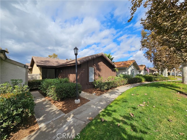 Detail Gallery Image 1 of 20 For 63 Orchard, Irvine,  CA 92618 - 2 Beds | 2 Baths