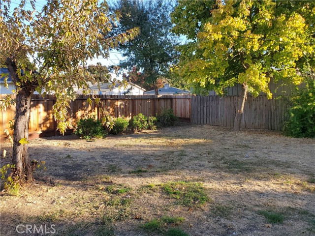 Detail Gallery Image 12 of 14 For 120 S Sacramento St, Willows,  CA 95988 - 2 Beds | 1 Baths