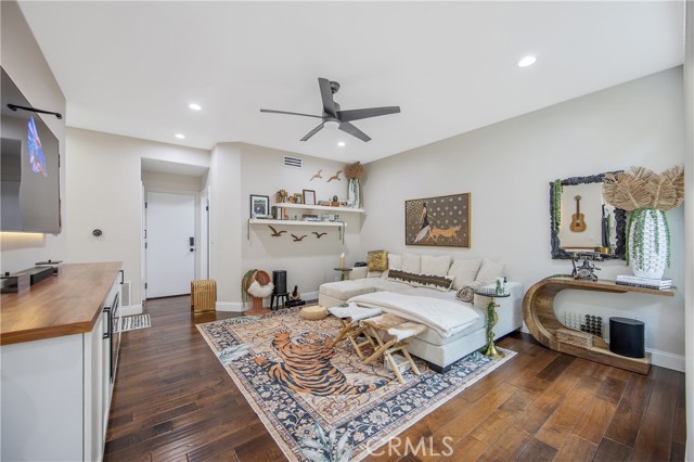 Detail Gallery Image 11 of 51 For 133 Concerto, Oak Park,  CA 91377 - 3 Beds | 3 Baths