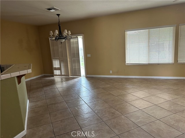 Detail Gallery Image 11 of 27 For 3533 San Isidro, Merced,  CA 95348 - 3 Beds | 2 Baths