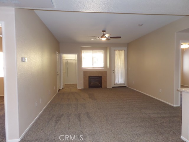 41410 Juniper Street, Murrieta CA: https://media.crmls.org/medias/c8994d82-4d21-4e95-8892-a0713456802c.jpg