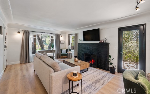 Detail Gallery Image 1 of 1 For 1500 S Dodson Ave, San Pedro,  CA 90732 - 2 Beds | 2 Baths